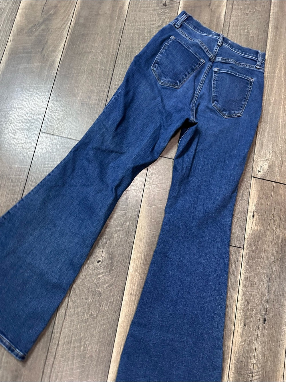 Abercrombie & Fitch Curve Love The Flare Ultra Hi Rise Jeans