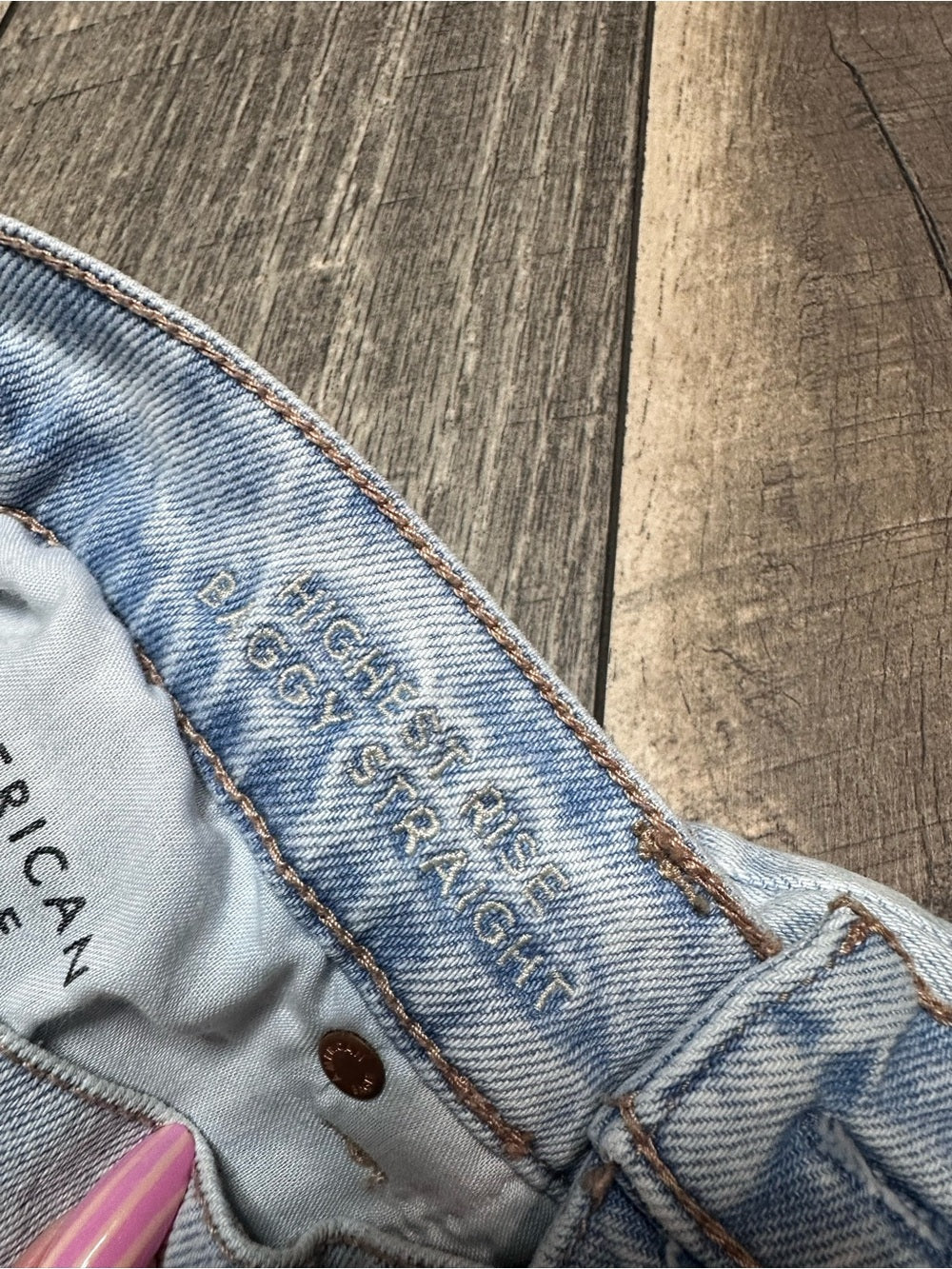 American Eagle Crossover Hi Rise Baggy Straight Jeans