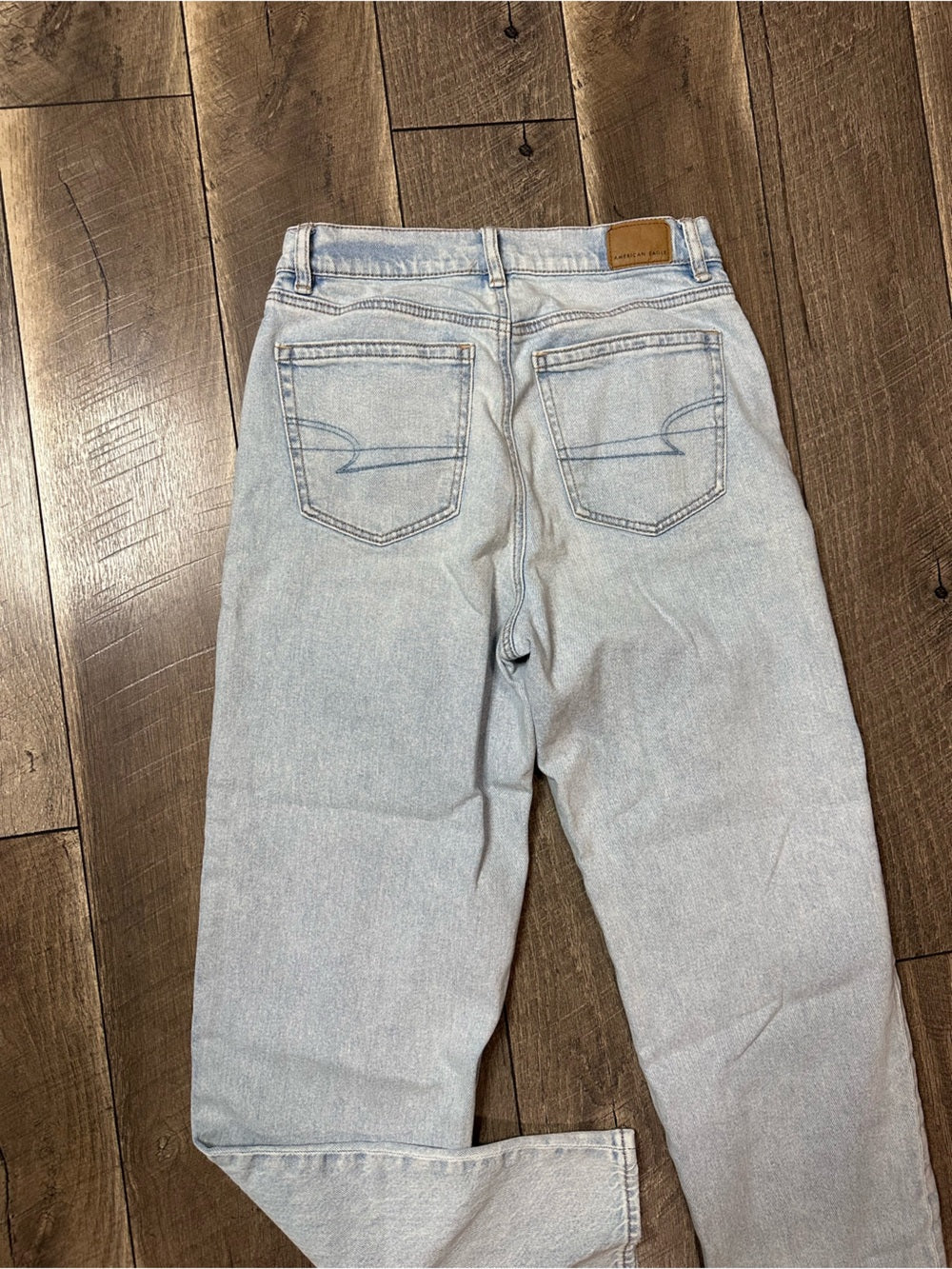 American Eagle Crossover Hi Rise Baggy Straight Jeans