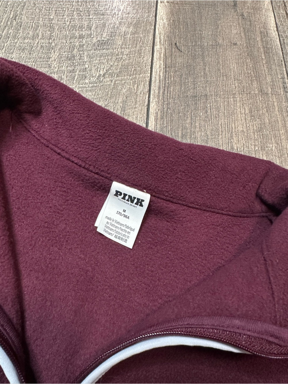 PINK Victoria’s Secret Pullover Fleece