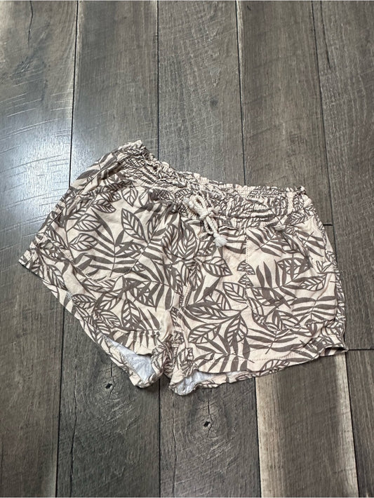 April Kiss Palm Leaves Shorts