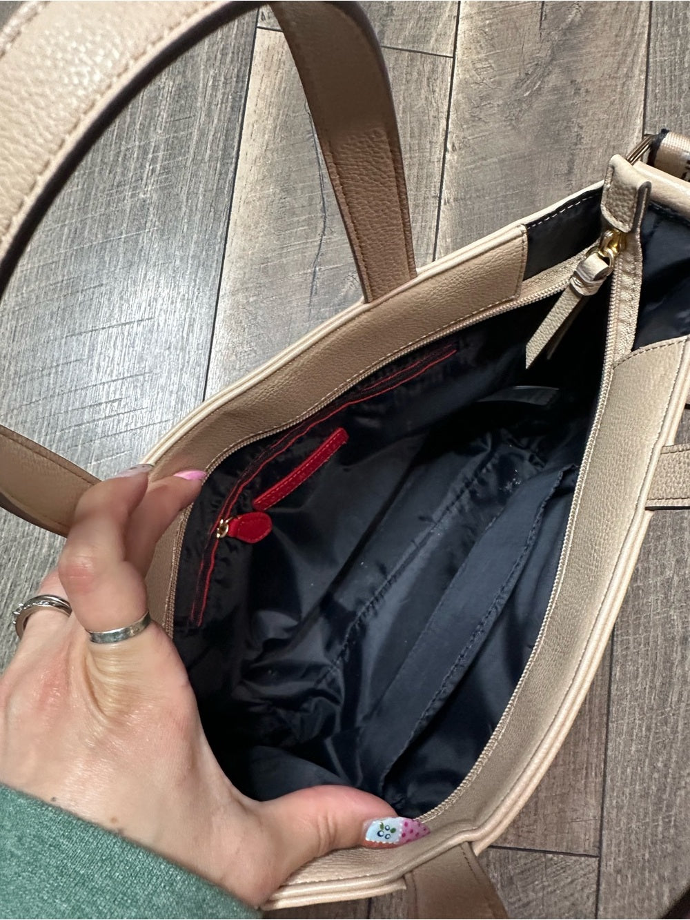 Tommy Hilfiger Tote/Crossbody Bag