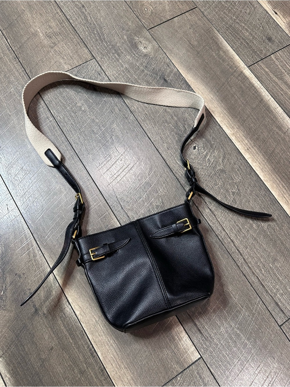 Zara Minu Bucket Crossbody