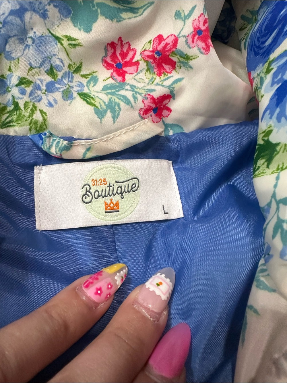 31:25 Floral Puffer Hooded Vest