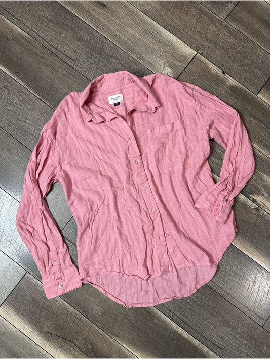 American Eagle Lightweight Button Down