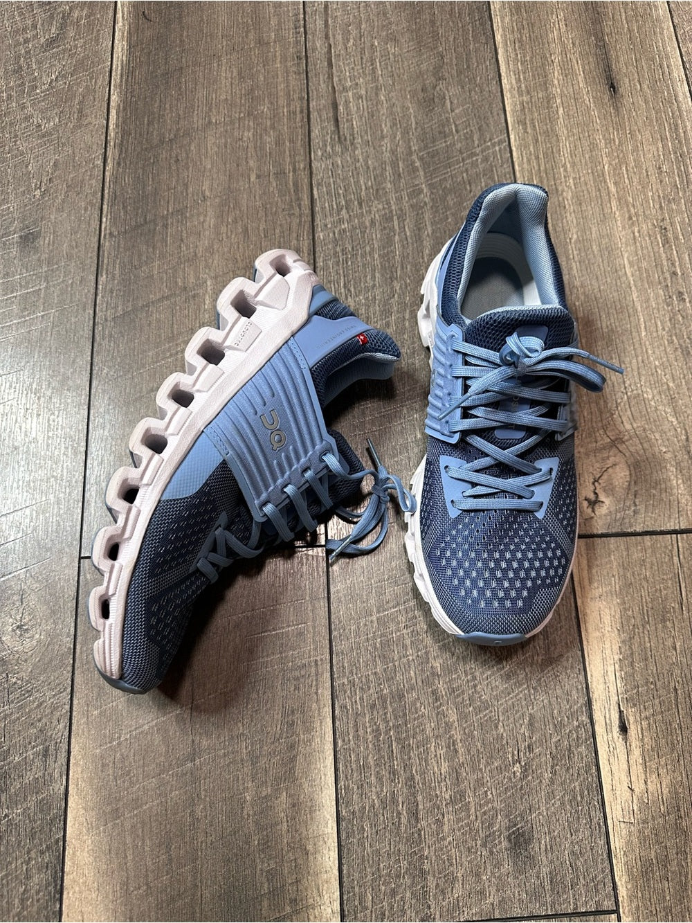 On Running Cloudswift Sneakers