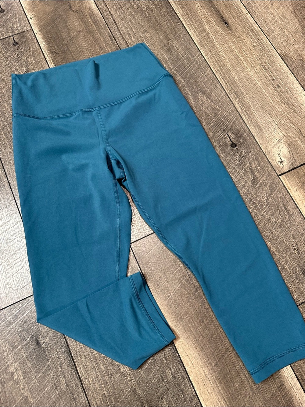 Athleta Transcend Capris