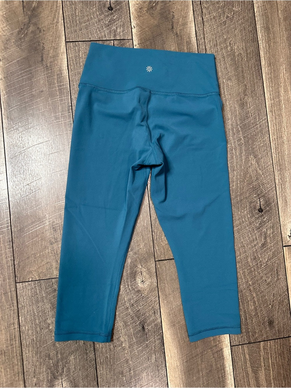 Athleta Transcend Capris