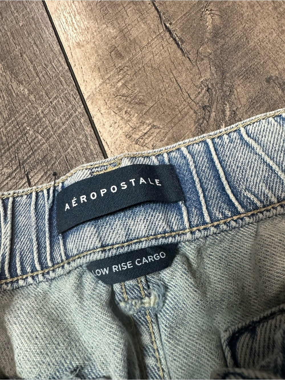 Aeropostale Low Rise Cargo Jeans