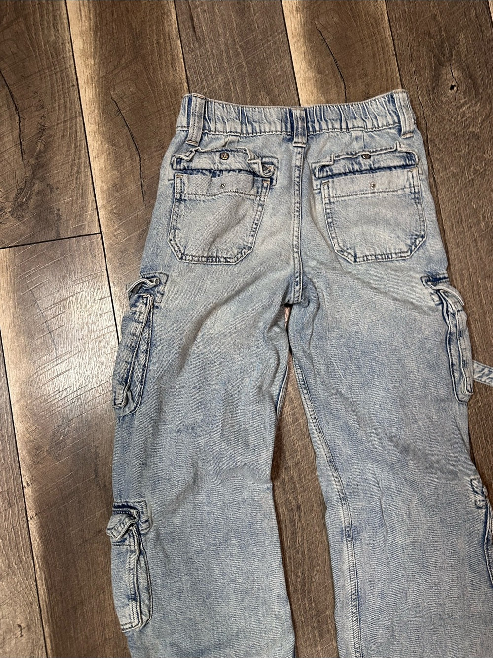 Aeropostale Low Rise Cargo Jeans