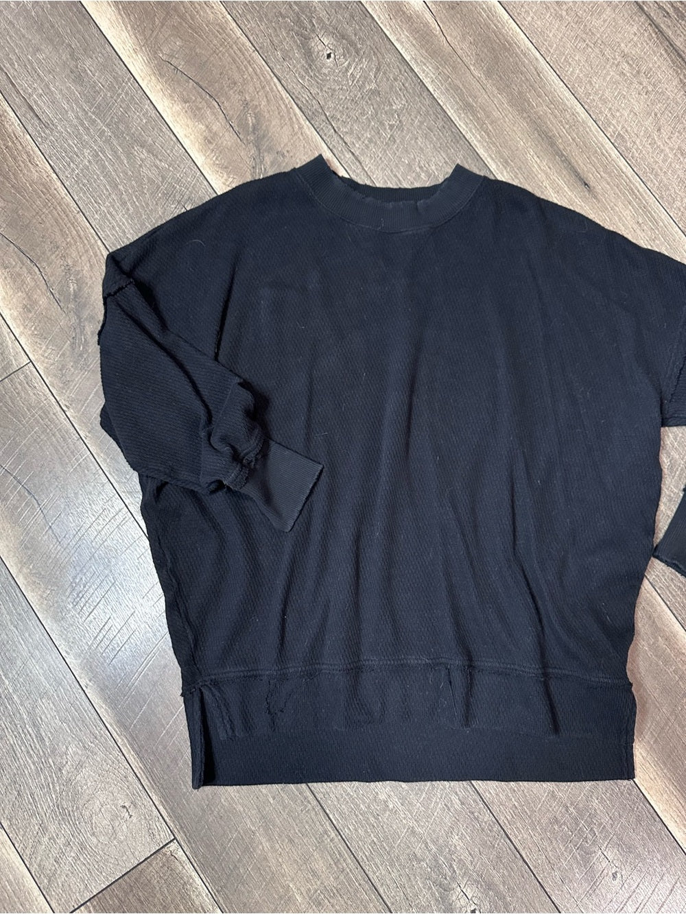Aerie Oversized Black Pullover