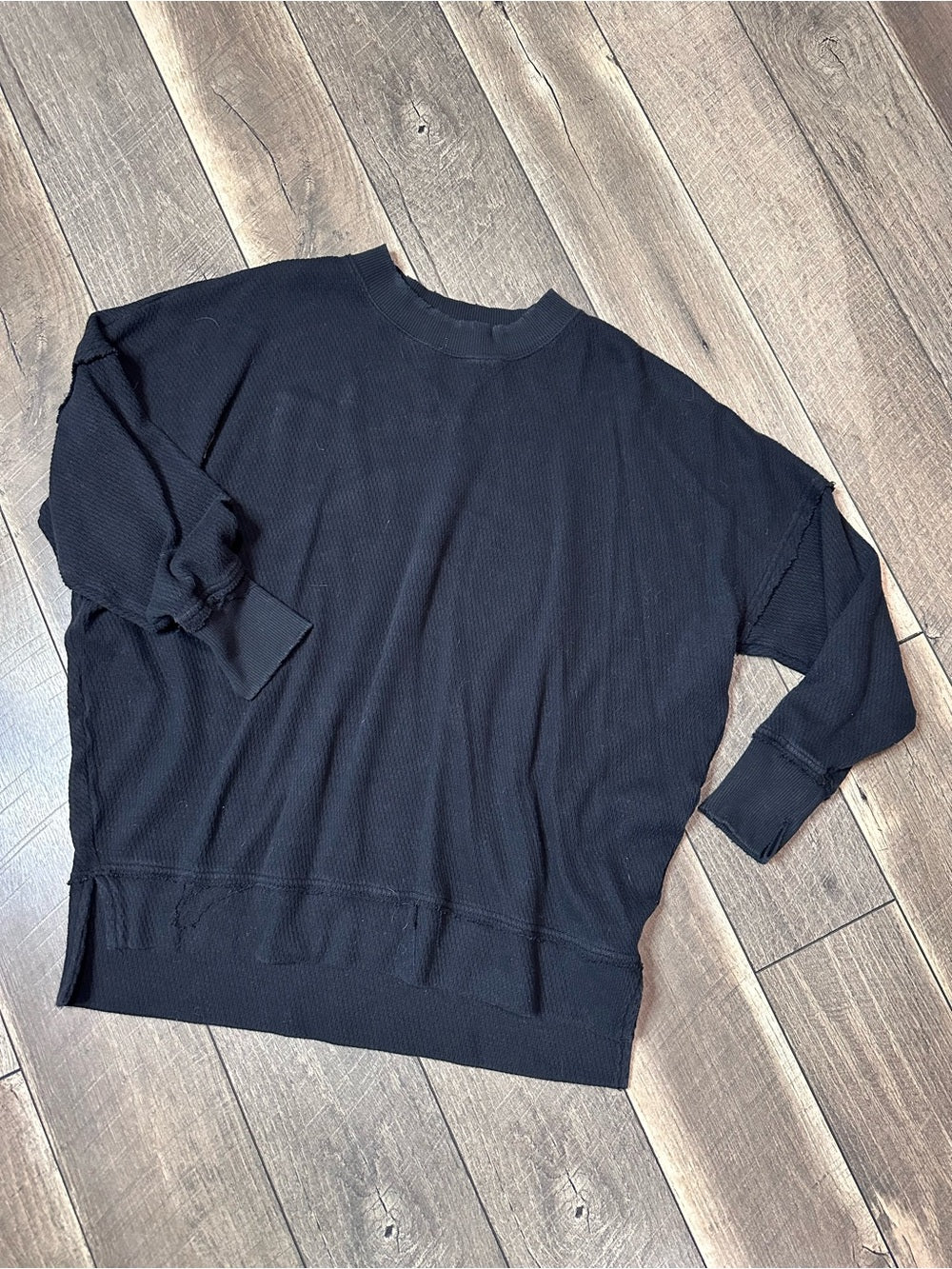 Aerie Oversized Black Pullover