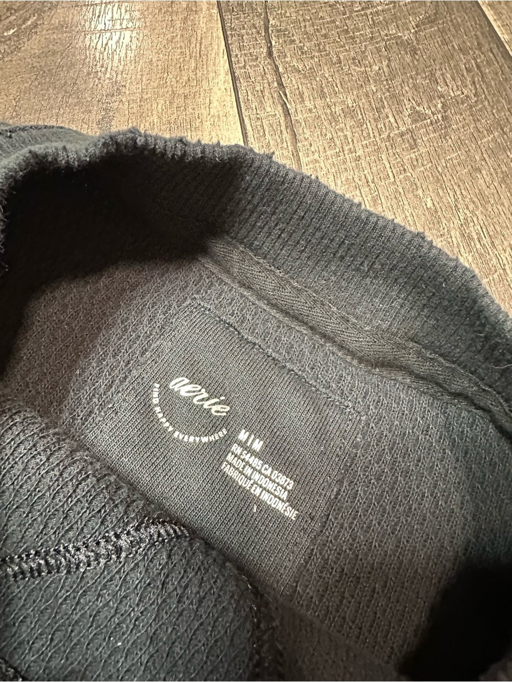 Aerie Oversized Black Pullover