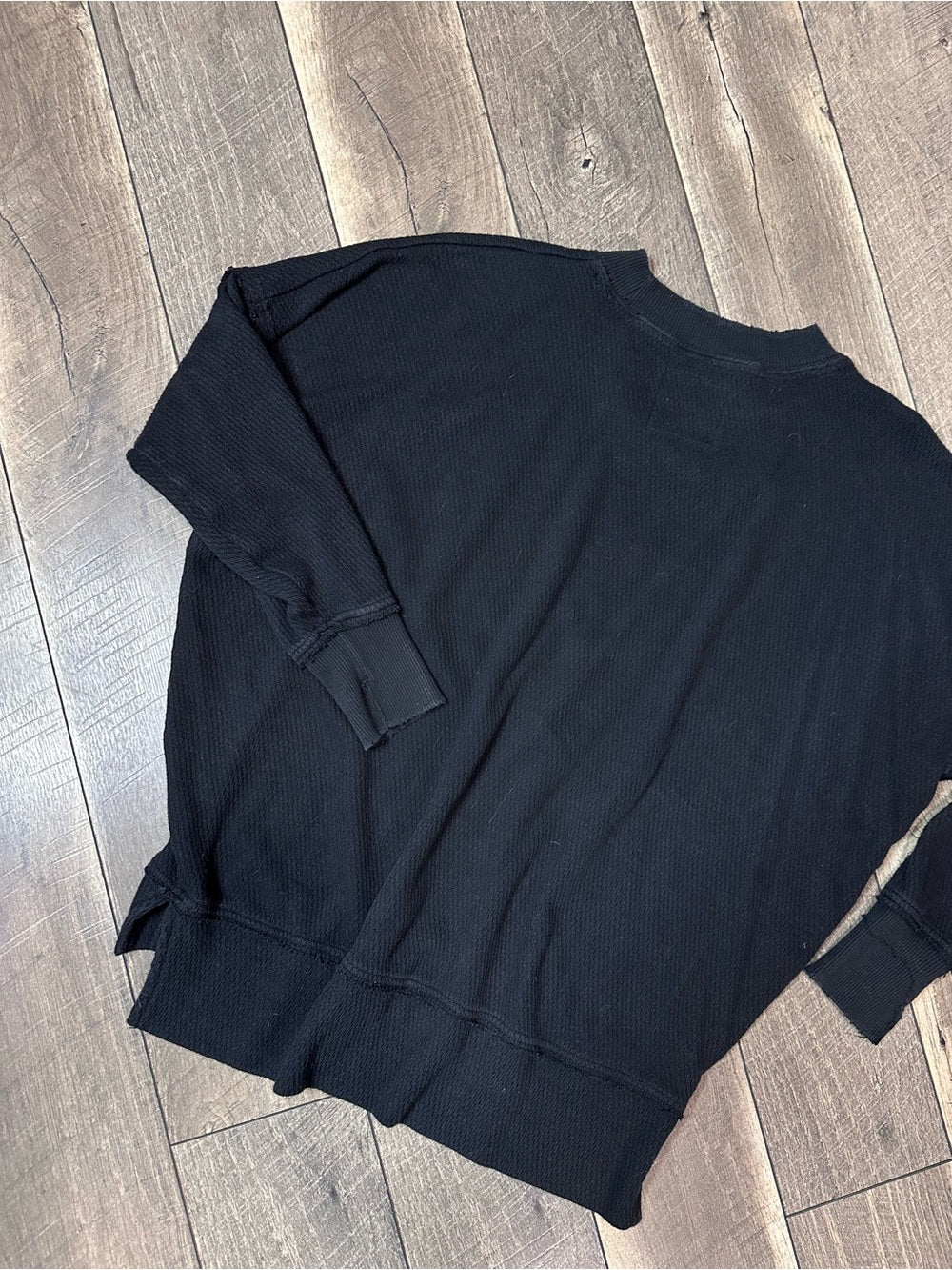 Aerie Oversized Black Pullover