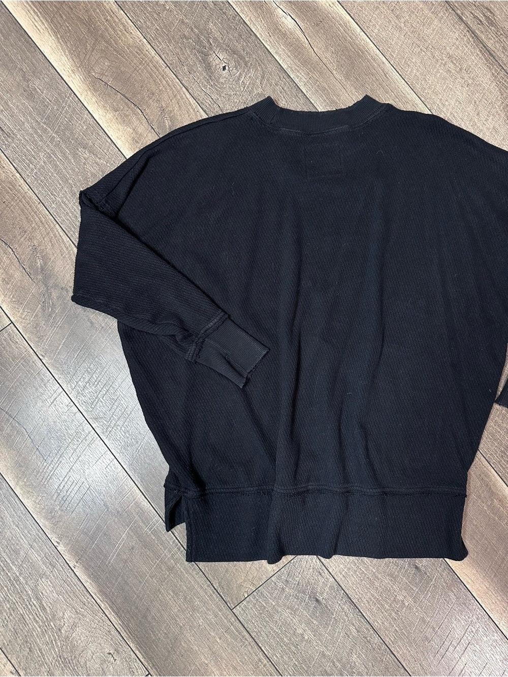 Aerie Oversized Black Pullover