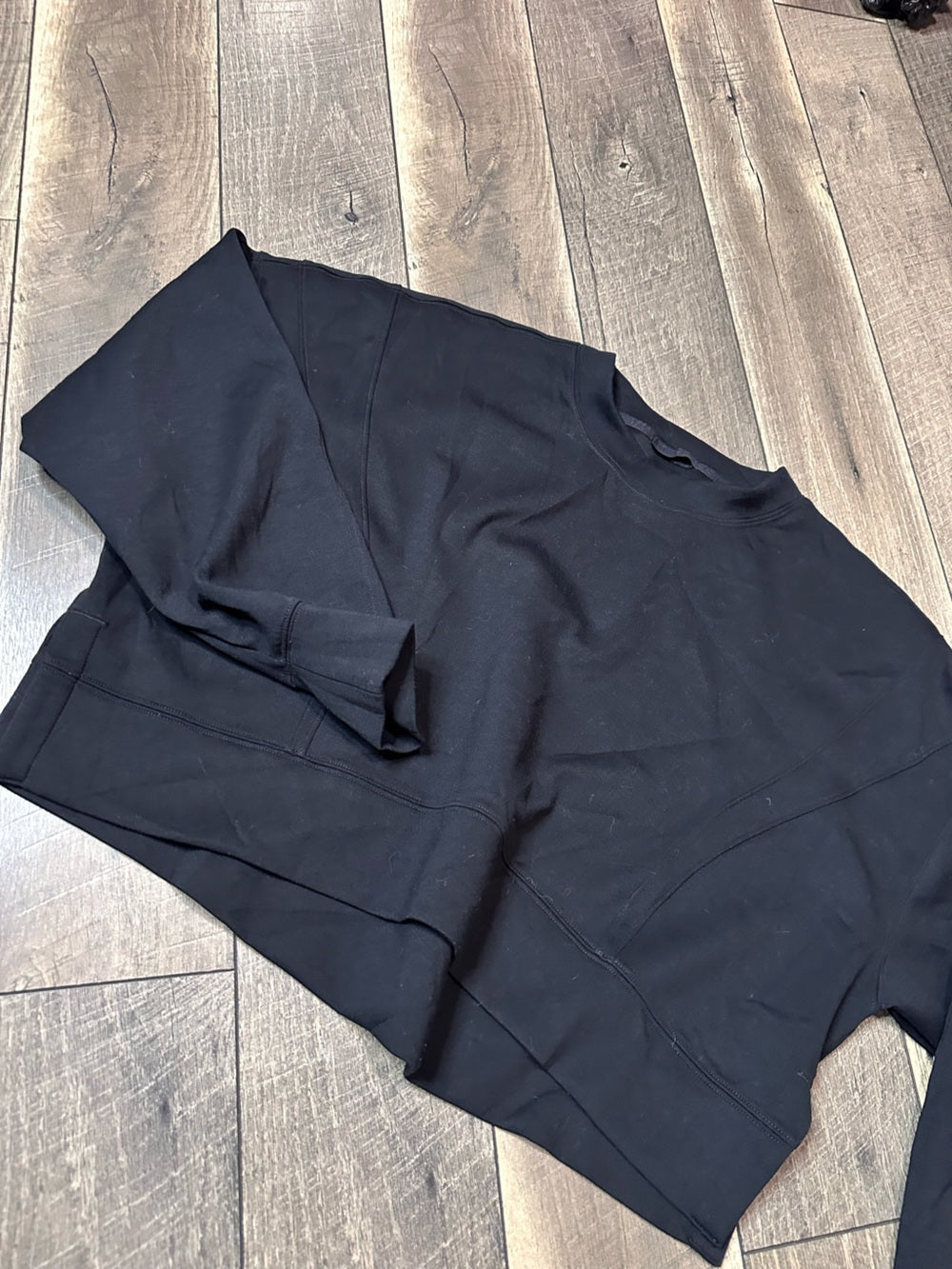 YPB Crop Crewneck Pullover