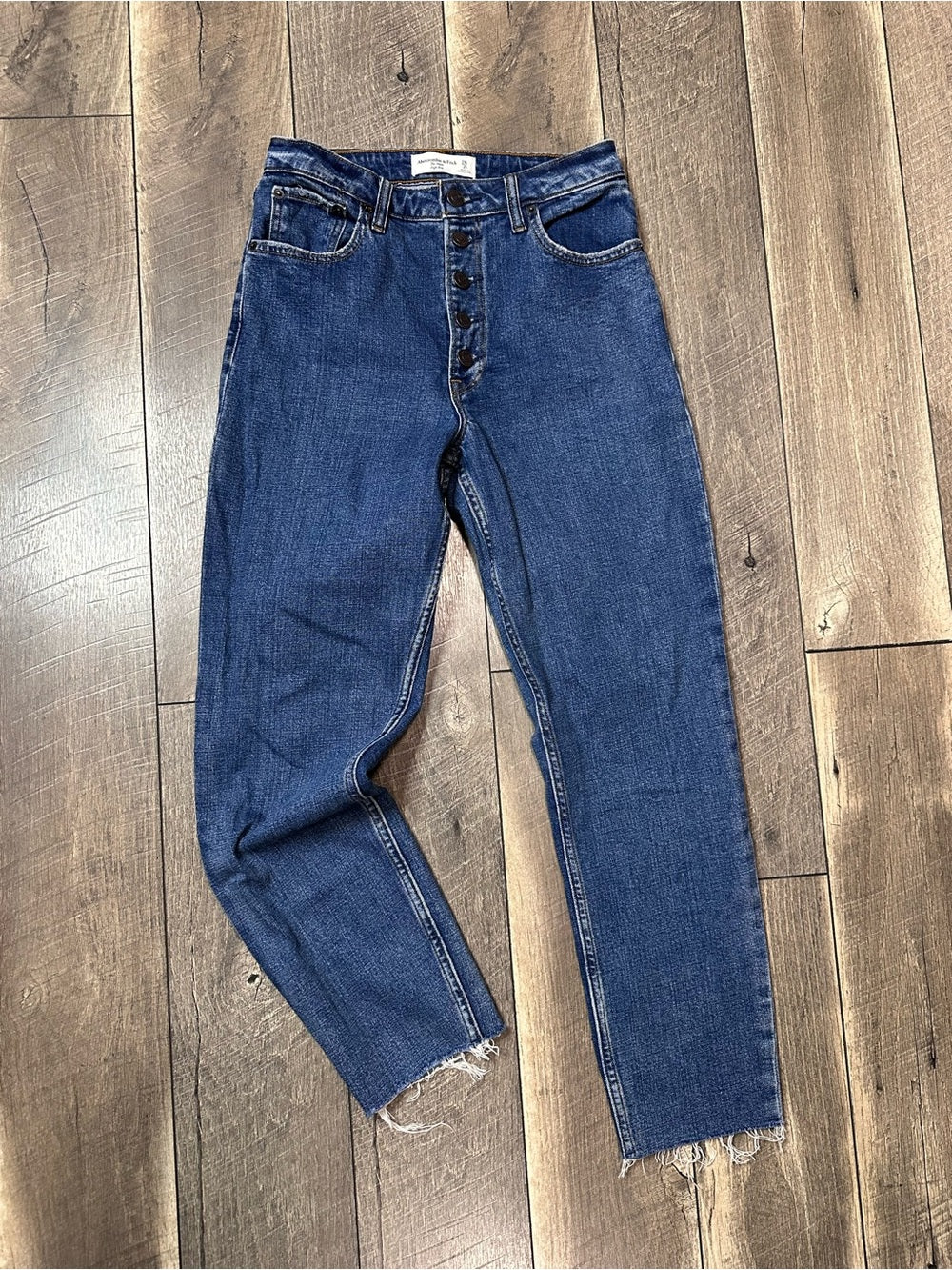 Abercrombie & Fitch Curve Love Mom Hi Rise Jeans