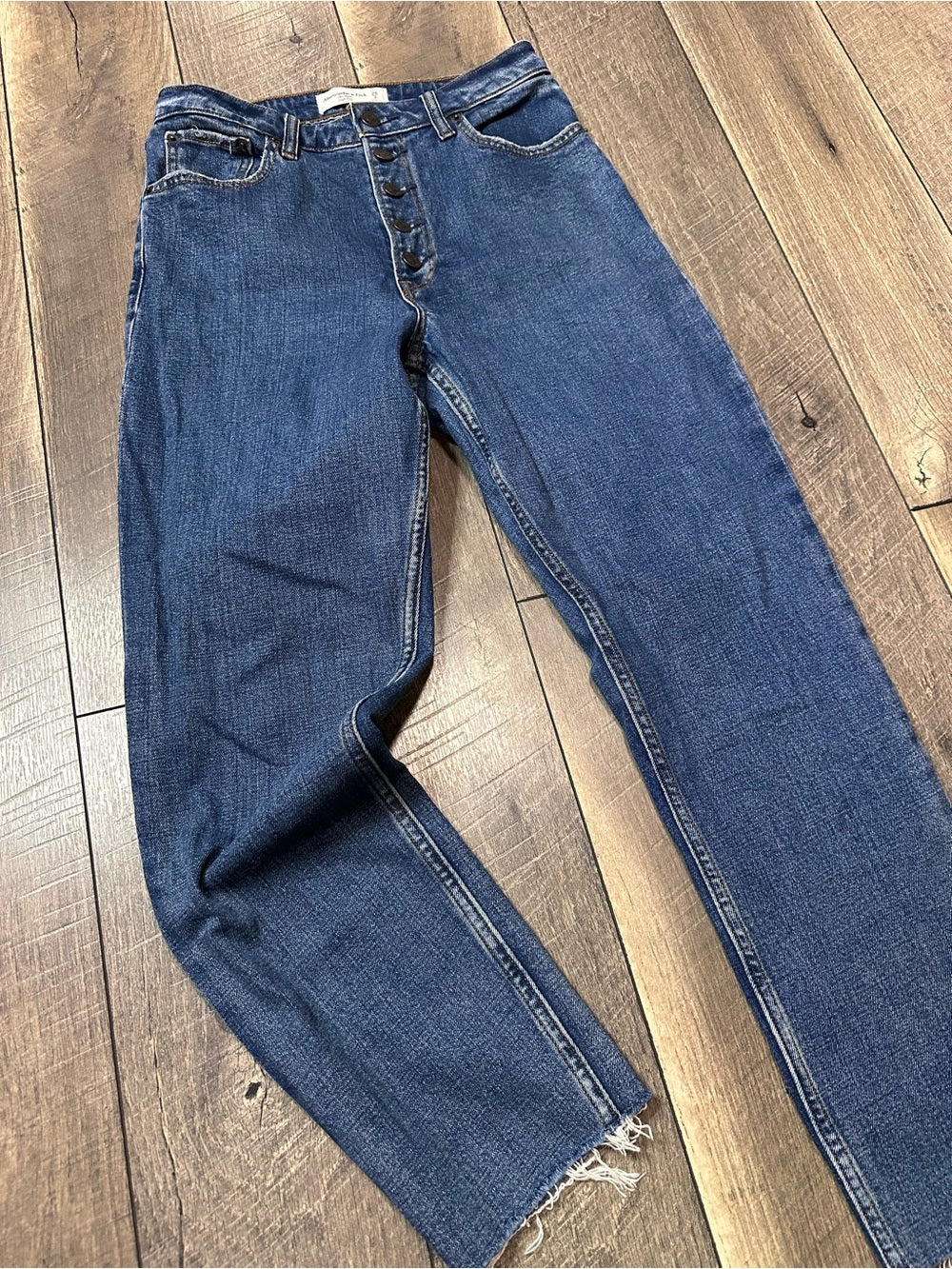 Abercrombie & Fitch Curve Love Mom Hi Rise Jeans
