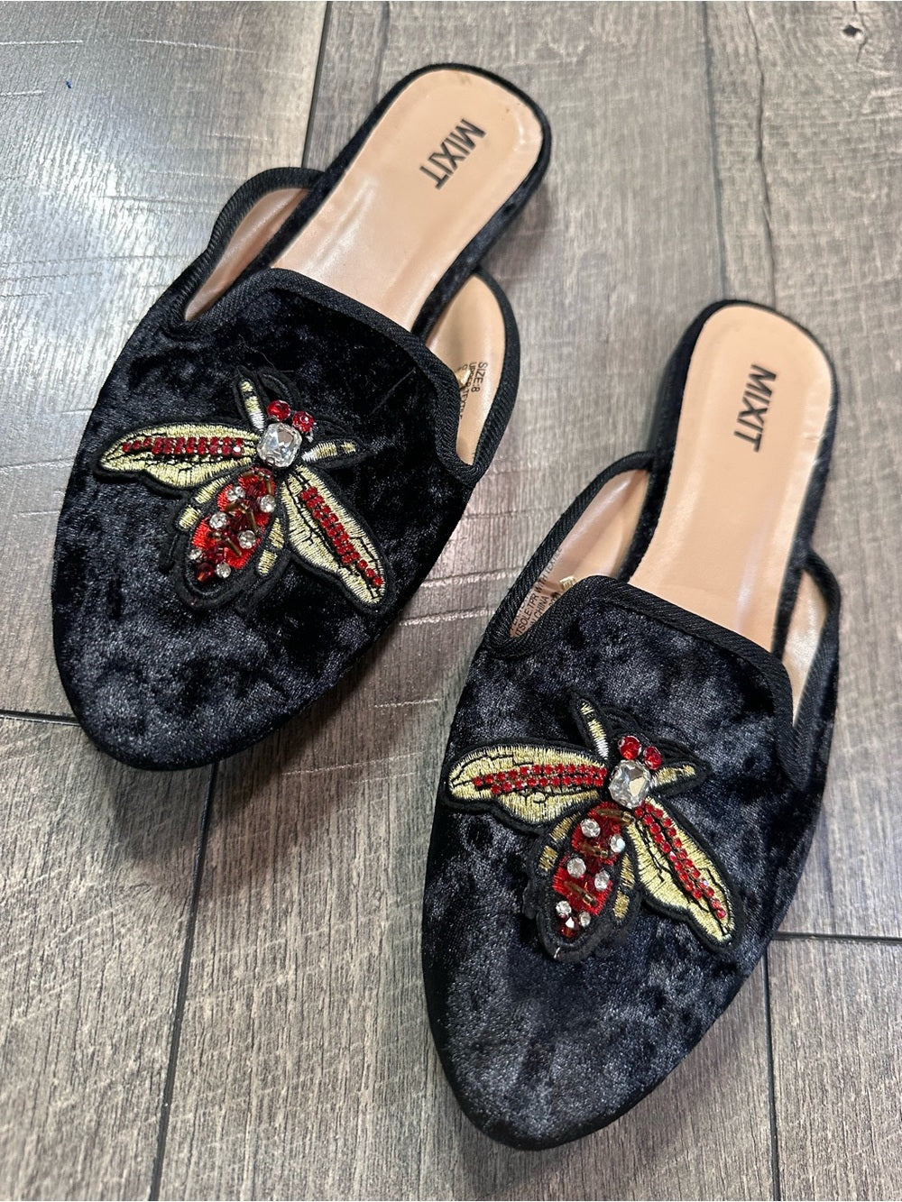 Mix It Black Velvet Bee Slip On Mules
