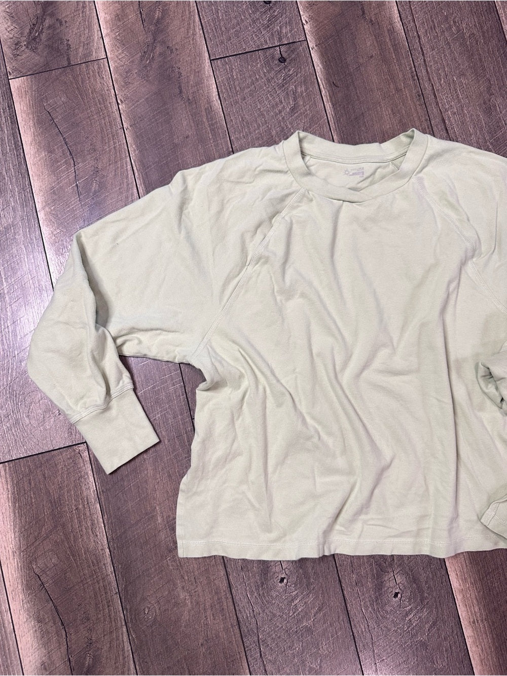 Aerie Offline Mint Long Sleeve V Neck Pullover