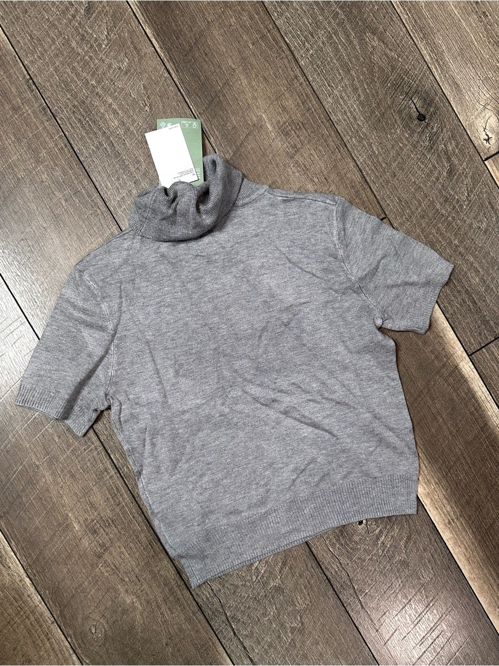 H&M Short Sleeve Turtleneck Lightweight Sweater
