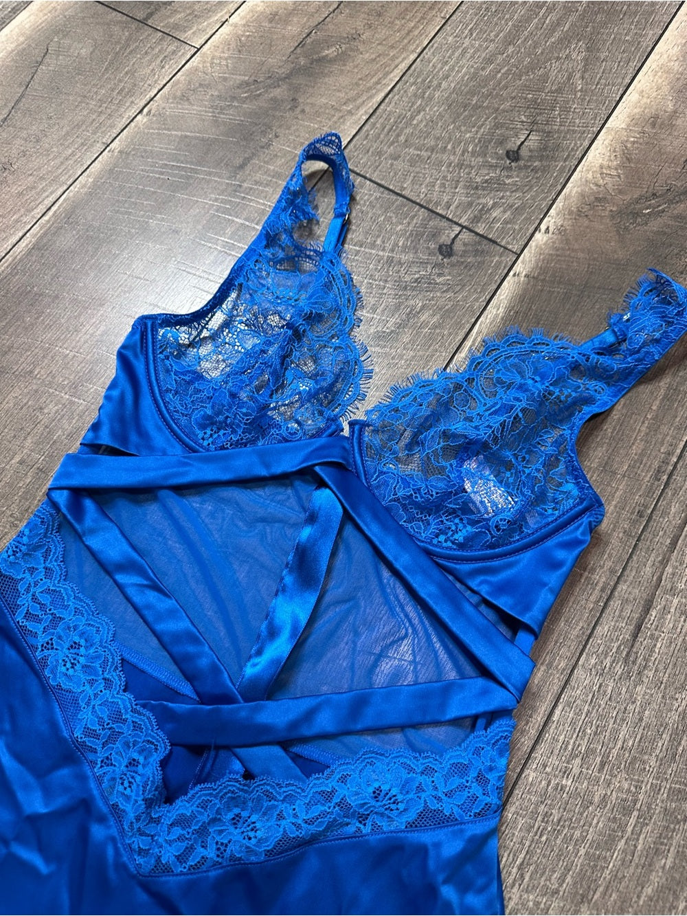 Victoria's Secret Lace Unlined Plunge Strappy Slip Dress