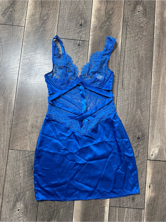 Victoria's Secret Lace Unlined Plunge Strappy Slip Dress