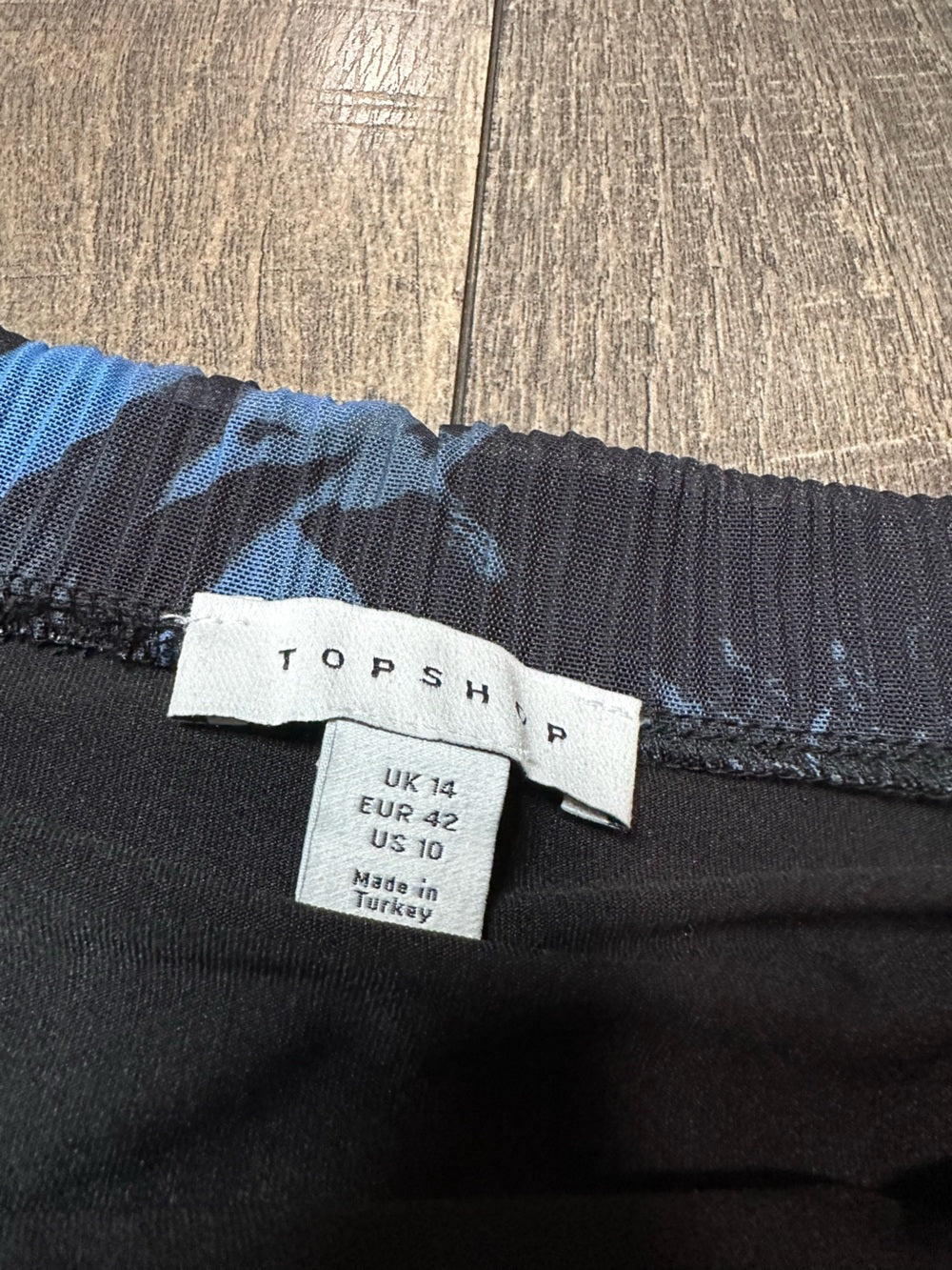 Topshop Large Scale Daisy Crinkle Mesh Lined Maxi Skirt
