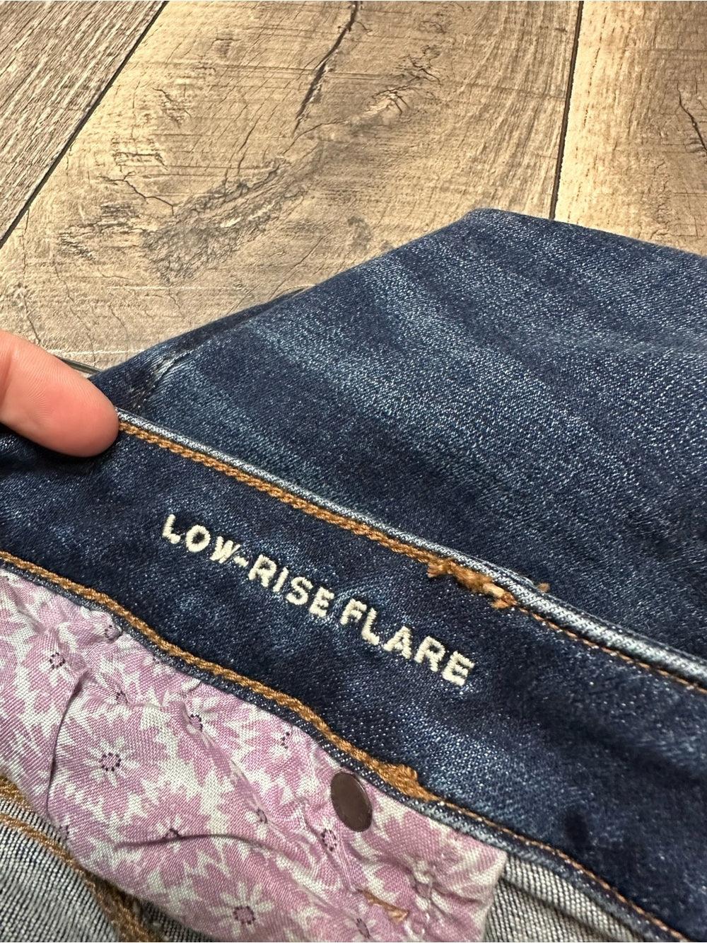 American Eagle Low Rise Flares