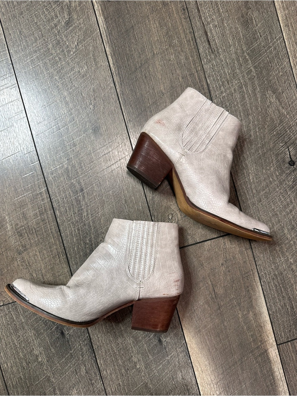 A Rider Girl Dolly Western Ankle Booties