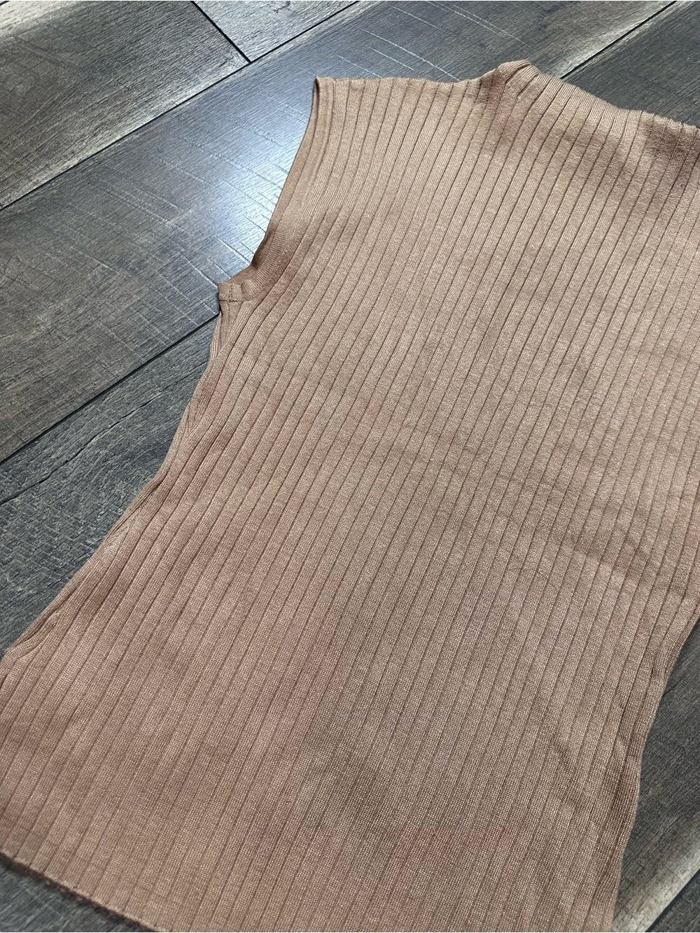 Cable & Gauge Ribbed Turtleneck Sleeveless Sweater