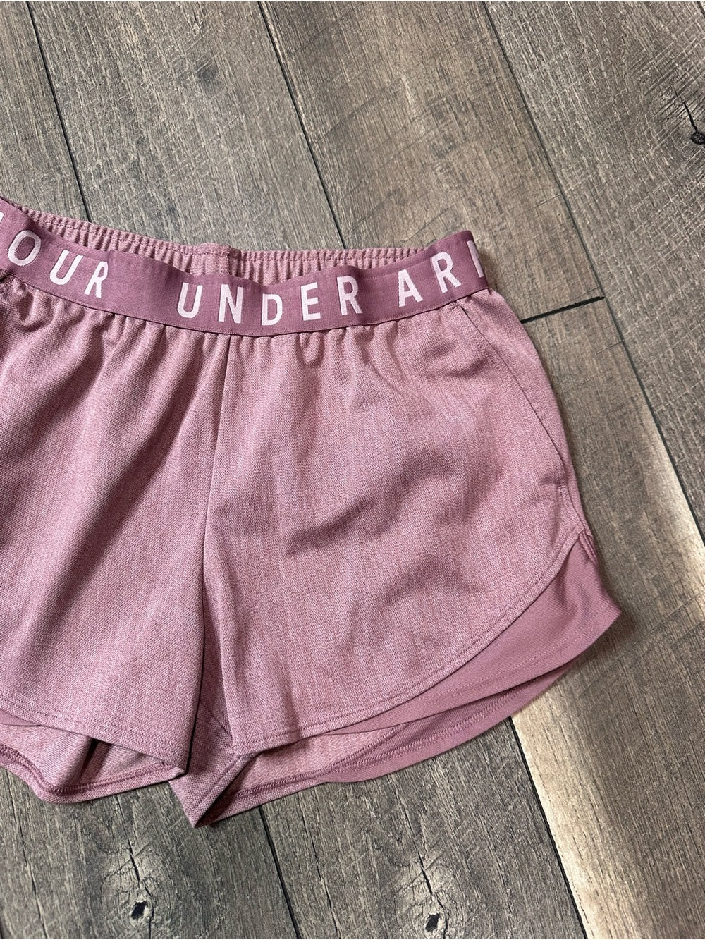 Under Armour Loose Shorts