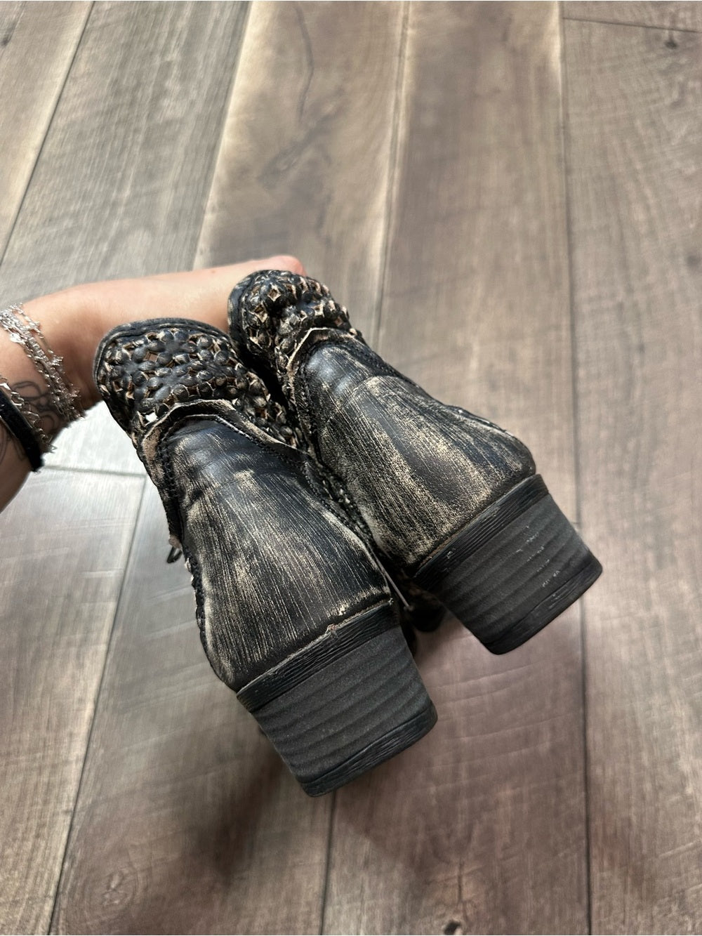 Circle G by Corral Distressed Leather Ankle Booties