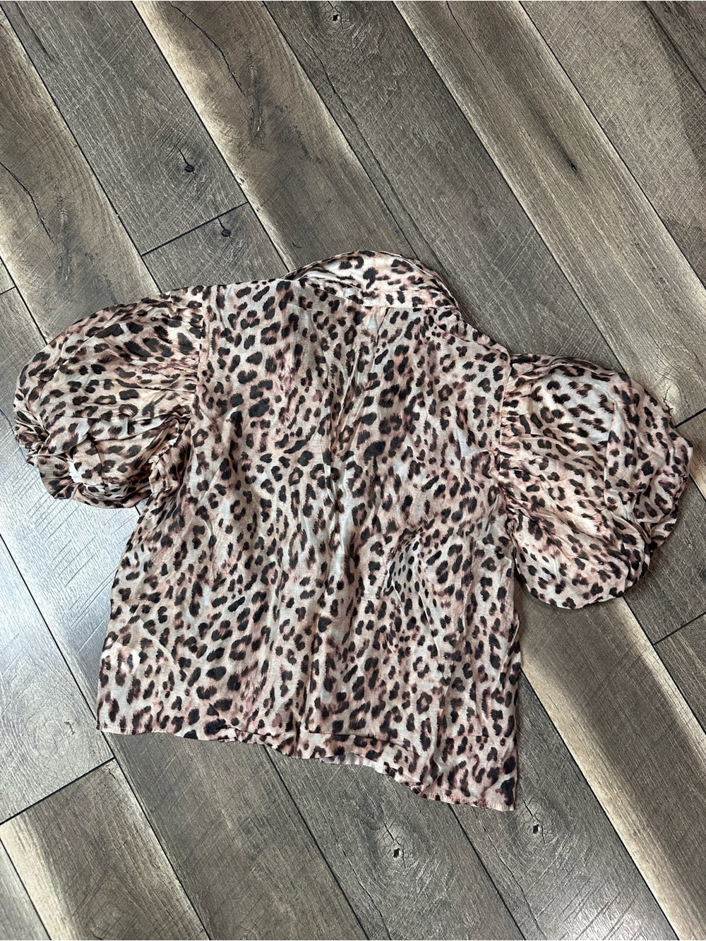 Lucky & Coco Leopard Puff Sleeve Button Down Top