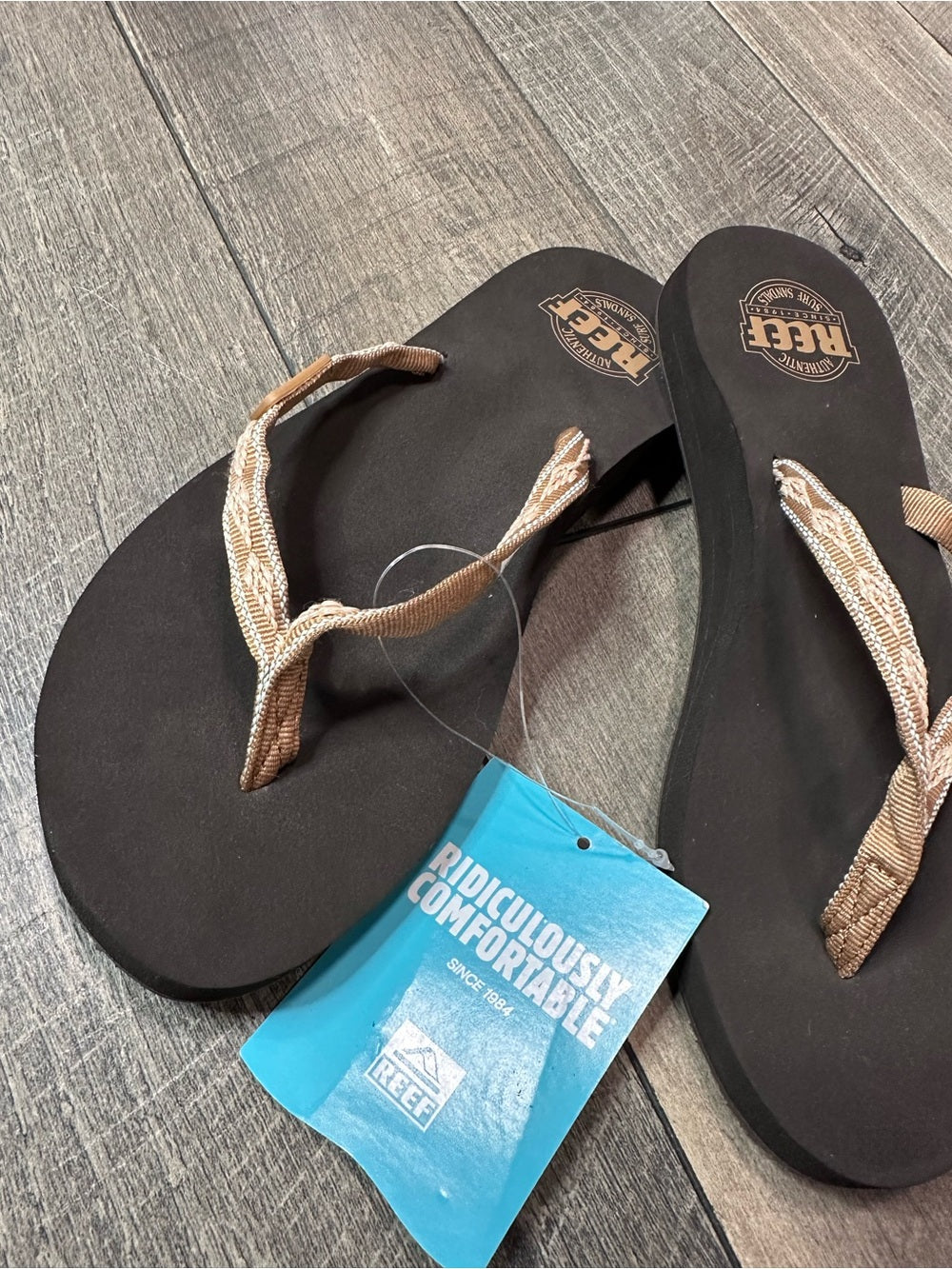 Reef Thong Sandals (new with tags)