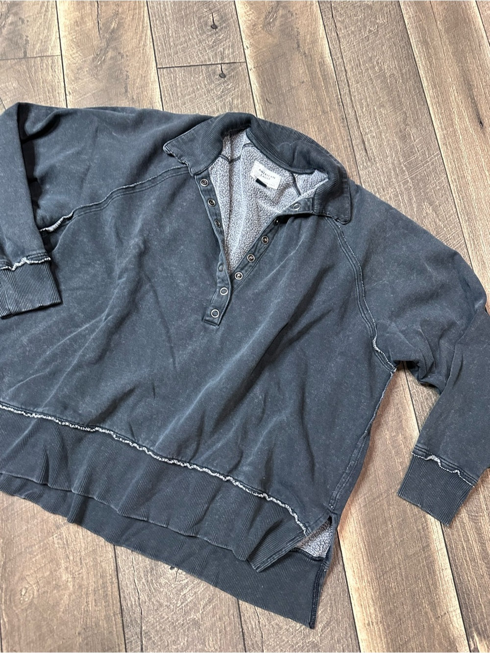 American Eagle Oversized 1/2 Button Pullover