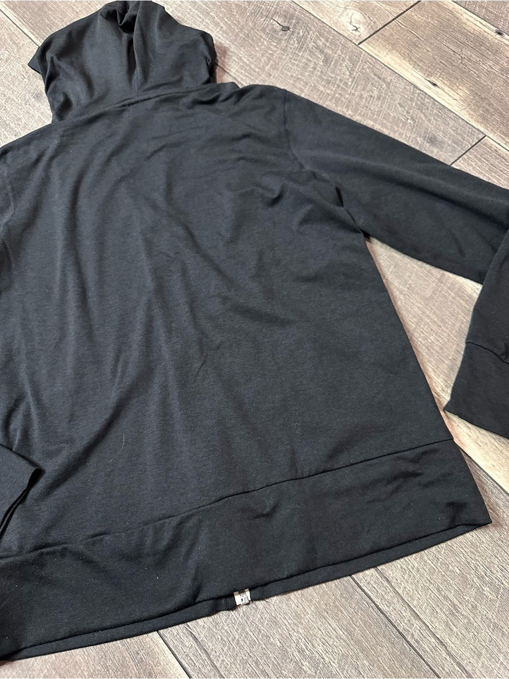 Vuori Halo Performance 2.0 Hoodie (new without tags)