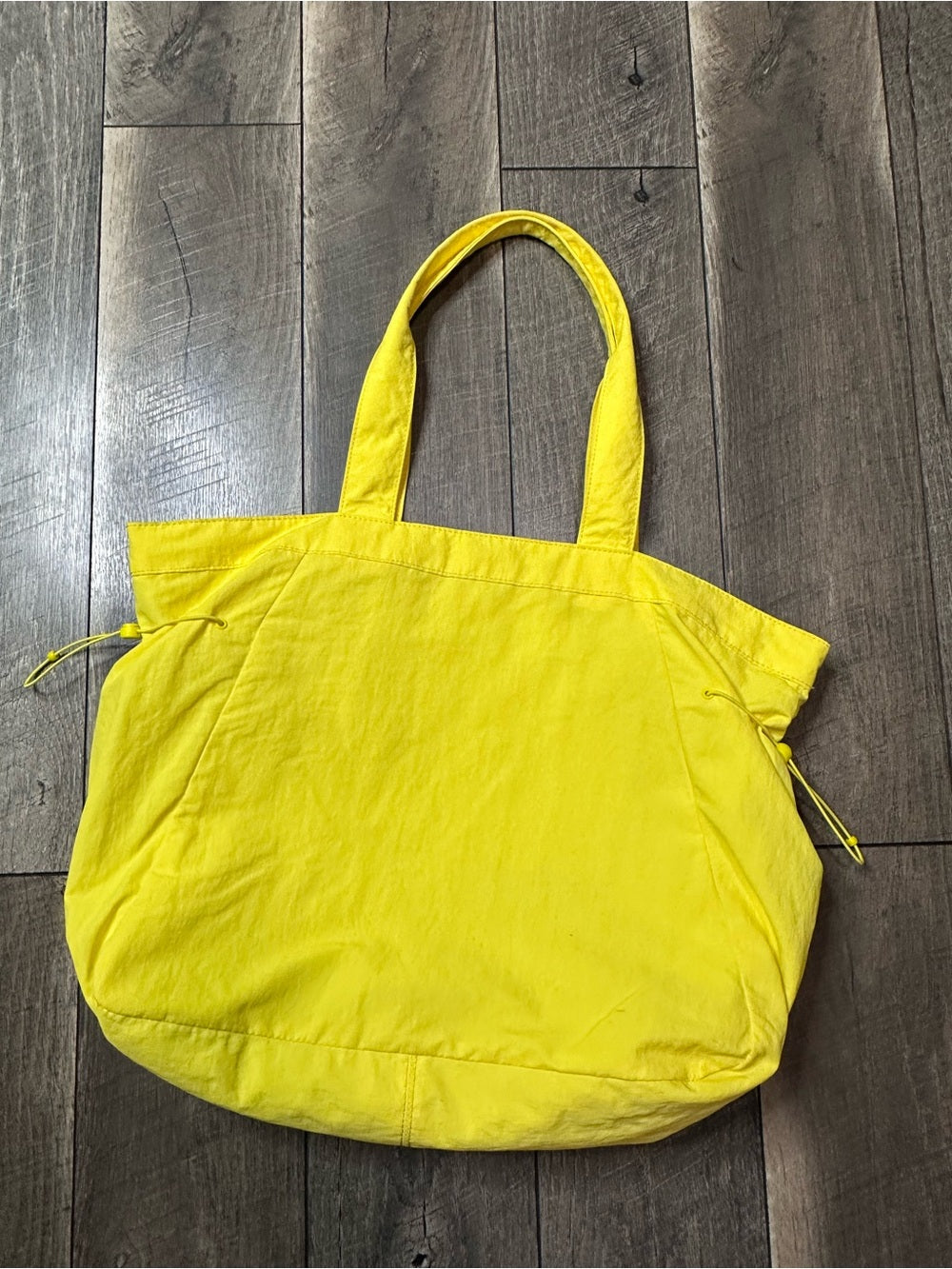 Lululemon Side-Cinch Shopper Bag 18L
Sonic Yellow