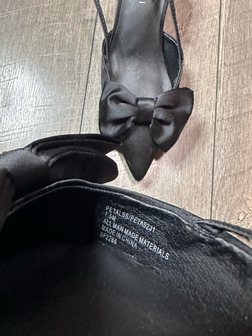 Madden Girl Pointed Toe Bow Heels