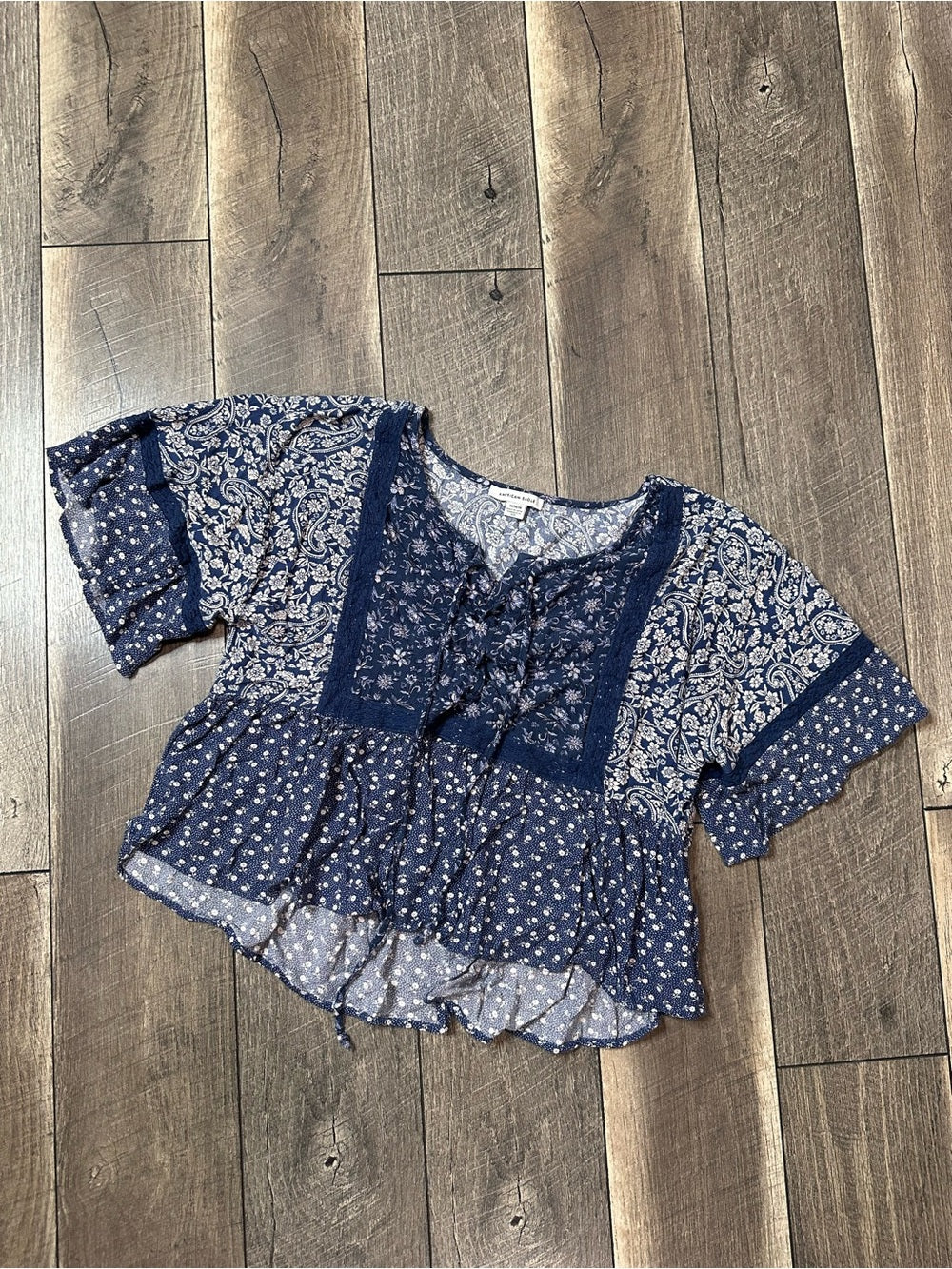 American Eagle Floral Crop Top