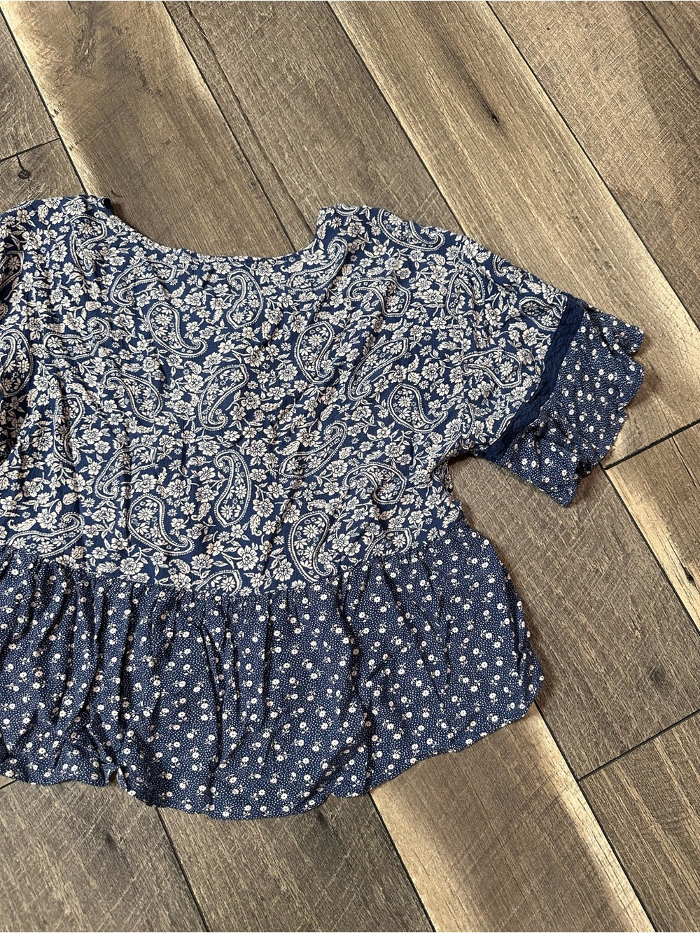 American Eagle Floral Crop Top