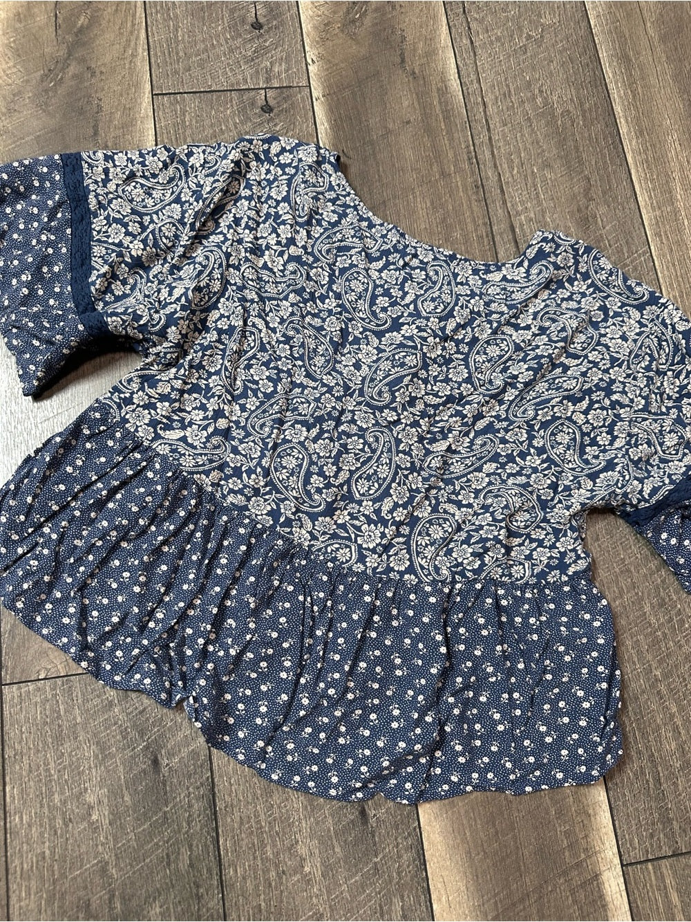 American Eagle Floral Crop Top