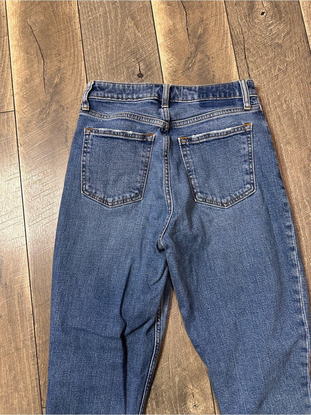 Abercrombie & Fitch Mom Jeans