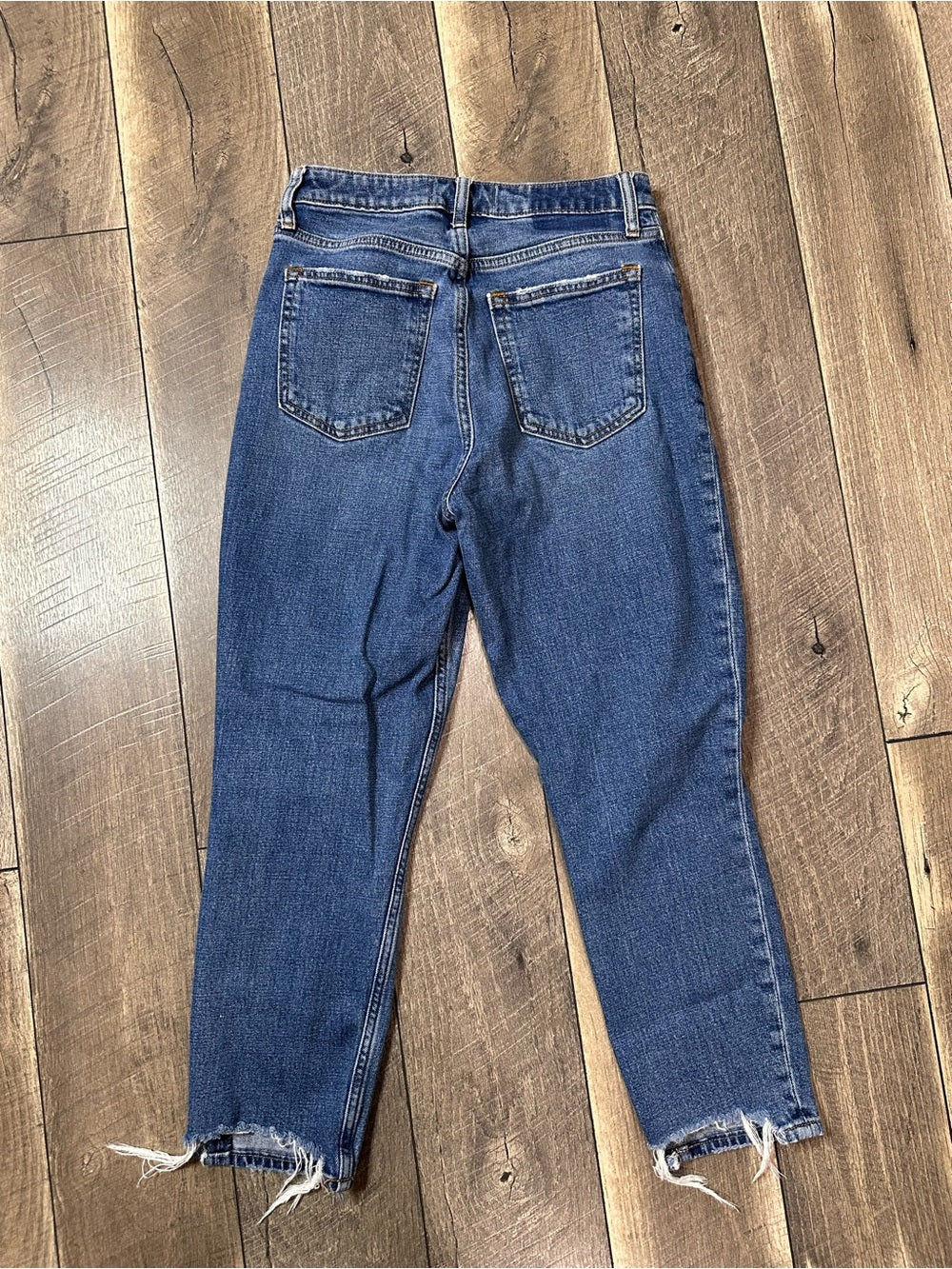 Abercrombie & Fitch Mom Jeans