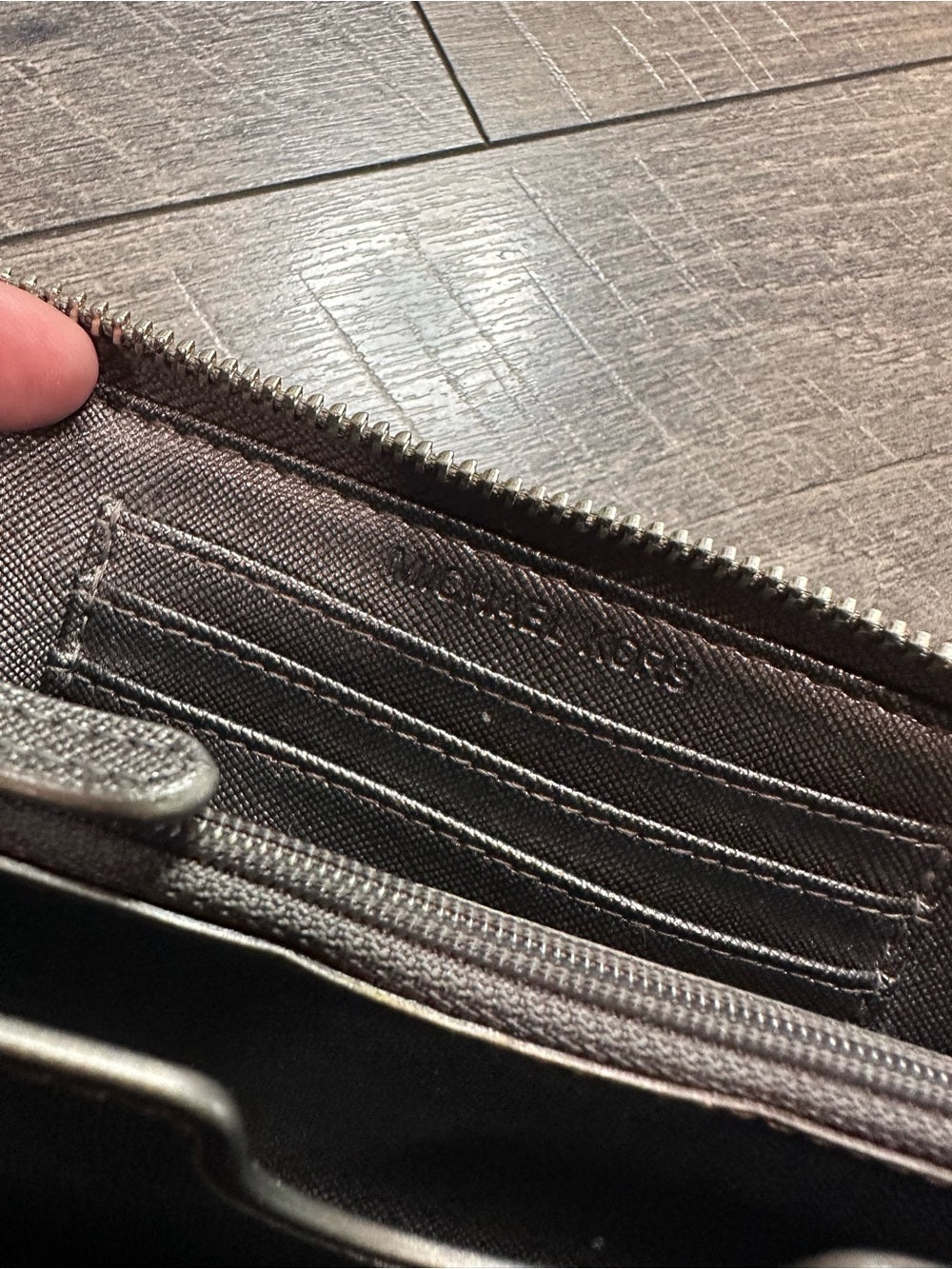 Michael Kors Zipper Wallet