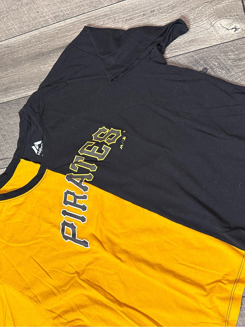Majestic Pirates Color Split T-Shirt