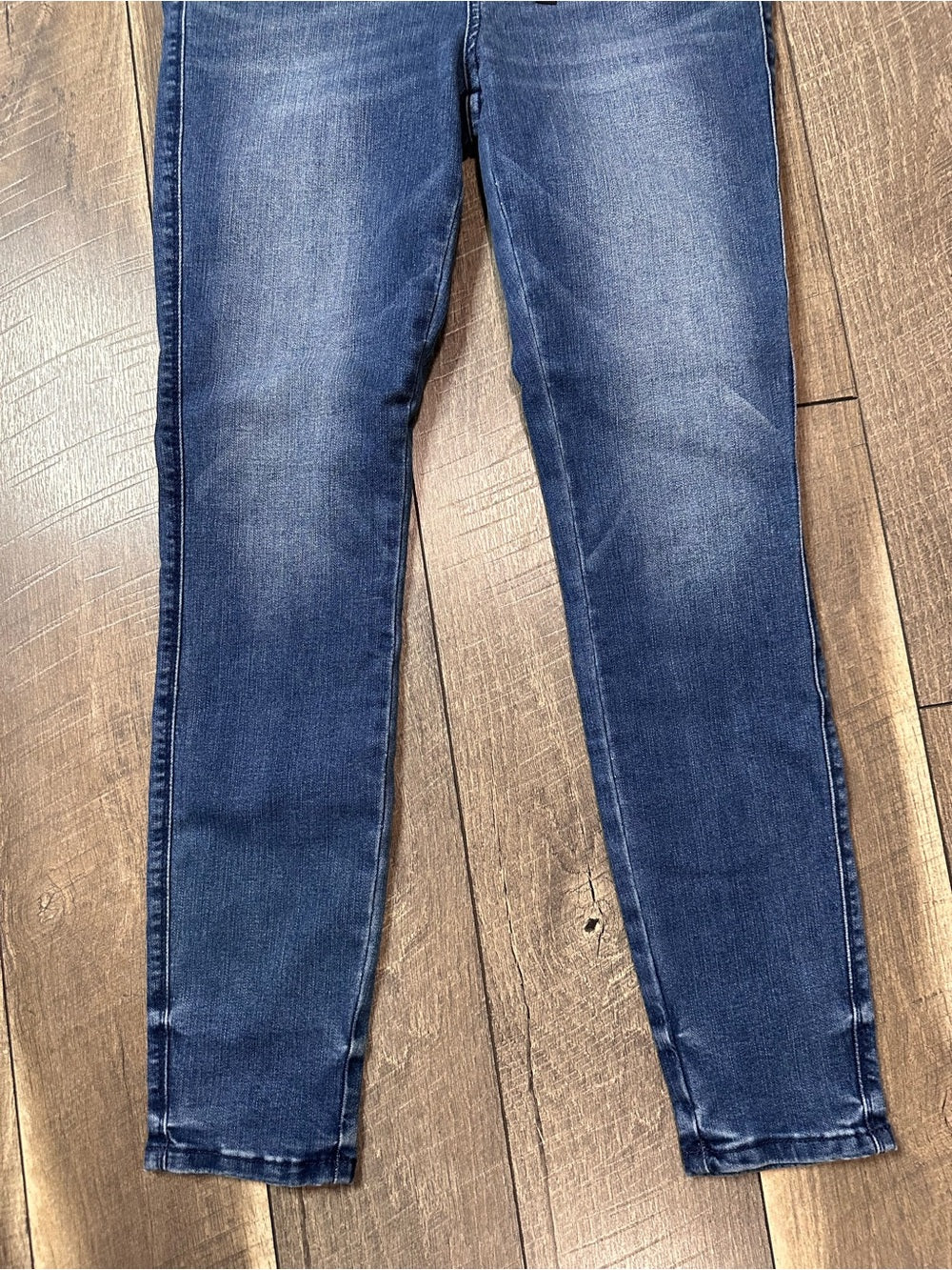 Judy Blue Skinny Fit Jeans (new with tags)