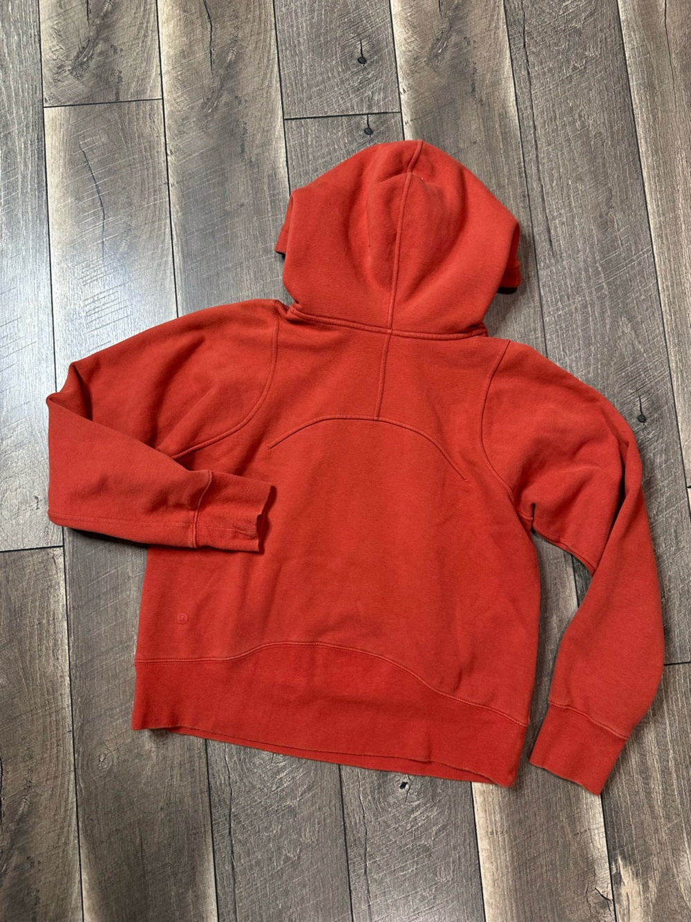 Lululemon Loungeful Hoodie
Red Rock