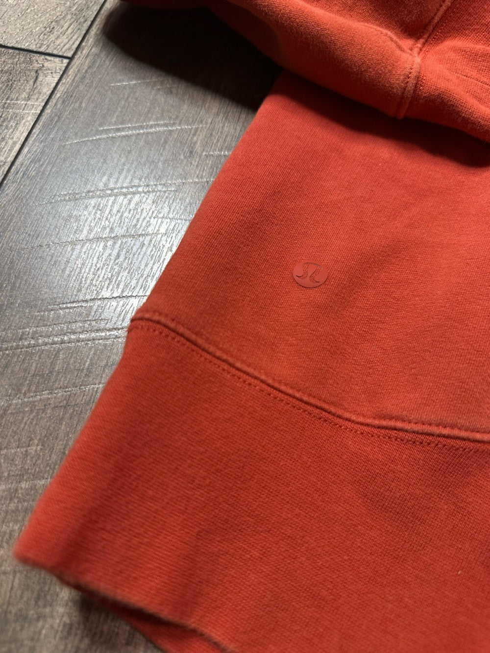 Lululemon Loungeful Hoodie
Red Rock