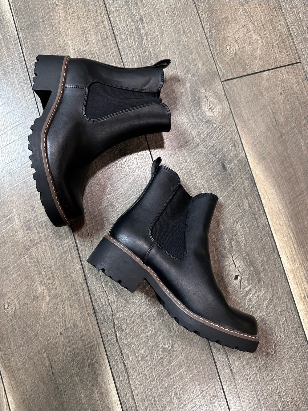 Universal Threads Ankle Booties